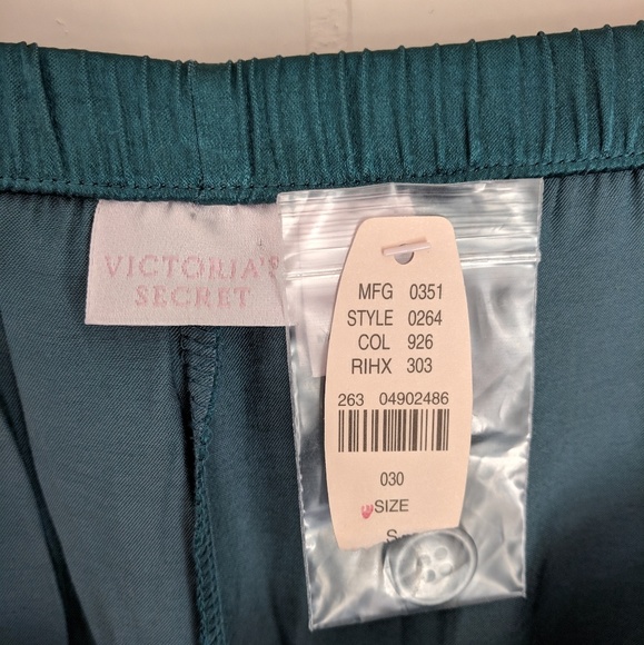Rare Victoria's Secret Jasmine Silky Cargo Pants - Picture 3 of 3